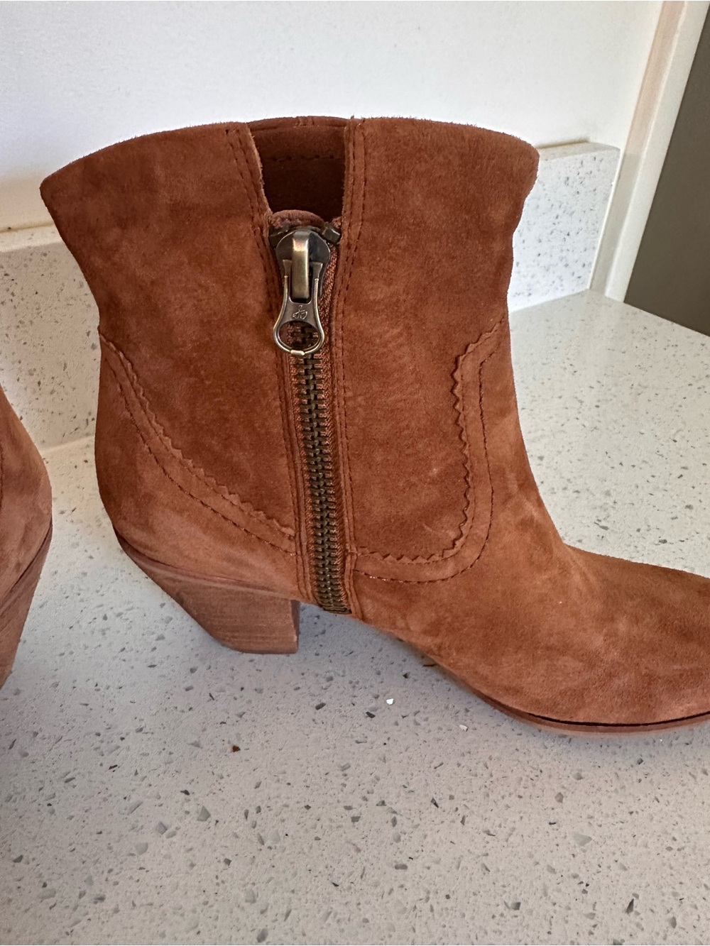 Sam Edelman Louie Saddle Suede Fringe Tassel Ankle Booties 10.5M Western Boho - Picture 11 of 11